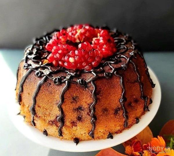 تزیین کیک با انار برای شب یلدا + تزیین کیک خانگی با انار و نارنگی