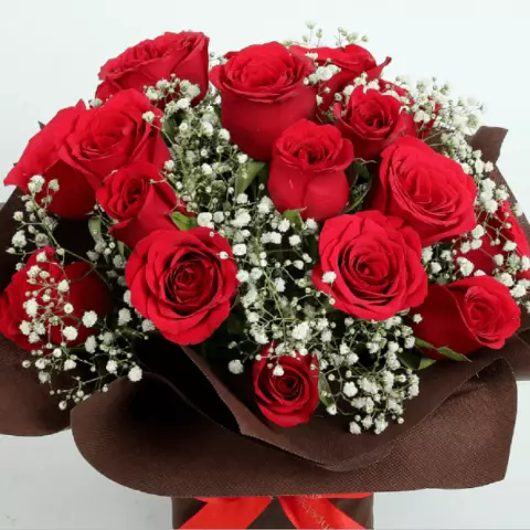 دسته گل از گل رز قرمز 1302599 دسته گل از گل رز قرمز 1302599
