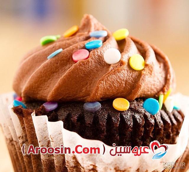 طرز تهیه کاپ کیک شکلاتی مغز دار خوشمزه با گردو و موز طرز تهیه کاپ کیک شکلاتی مغز دار خوشمزه با گردو و موز