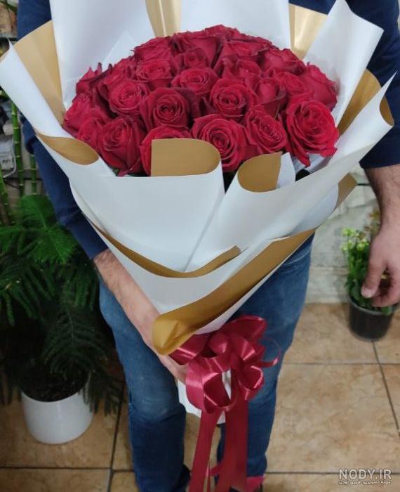 عکس دسته گل رز قرمز خیلی بزرگ عکس دسته گل رز قرمز خیلی بزرگ