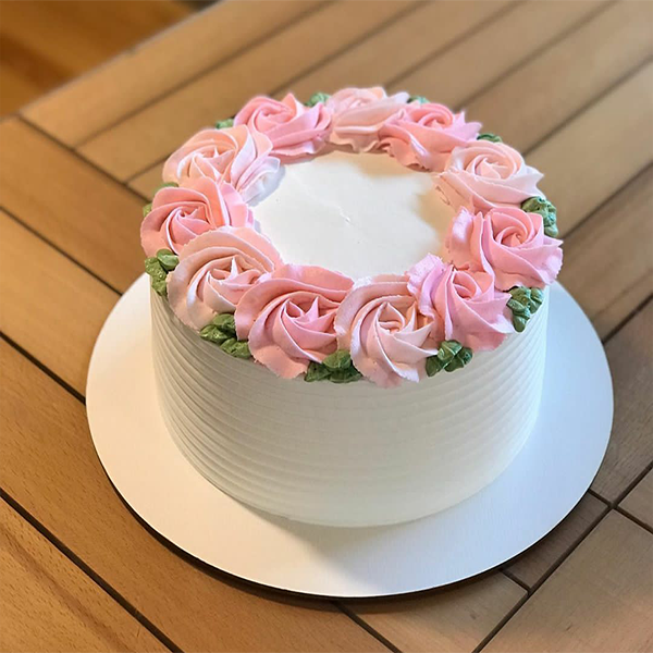 طرز تهیه کیک تولد خامه ای💙 ساده و خوشمزه توسط Zahra - کوکپد