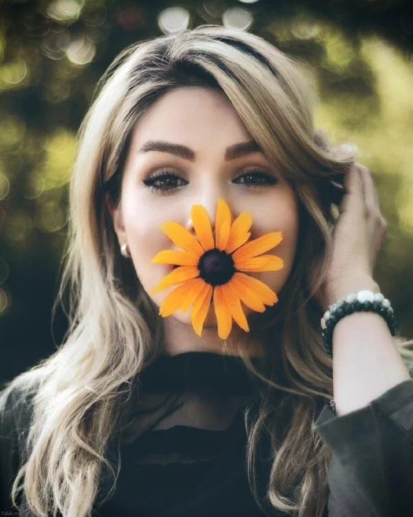 عکس لبخند زیبای حاج قاسم عکس لبخند زیبای حاج قاسم