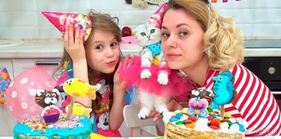 ۴۰ عکس کیک تولد جدید لاکچری و ساده با شیکترین مدل های تزیین