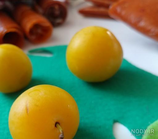 طرز تهیه لواشک آلو ترش و خوش رنگ با سه روش خانگی متفاوت