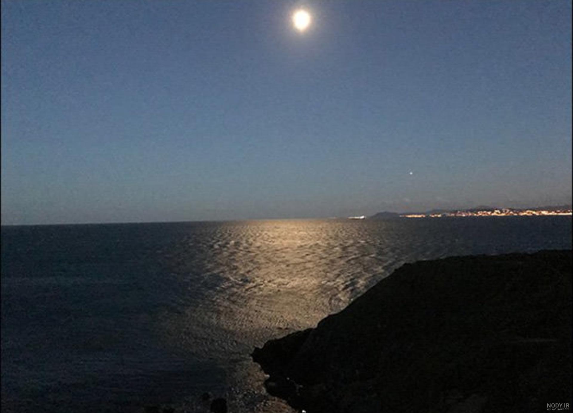 عکس زیبای ماه با منظره شب و ابر + اشعار زیبا با مضمون ماه و شب و ستاره
