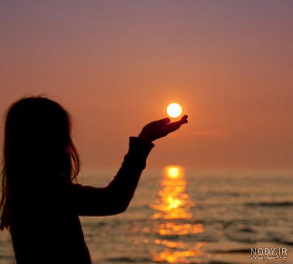 عکس ماه غمگین - عکس نودی