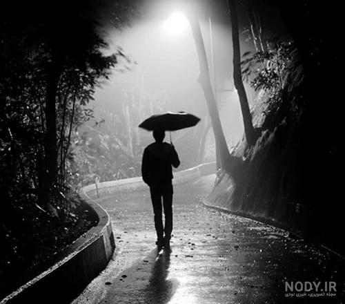  بک گراند پسر تنها در تاریکی با کیفیت بالا