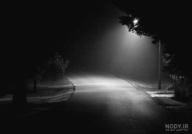  بک گراند پسر تنها در تاریکی با کیفیت بالا