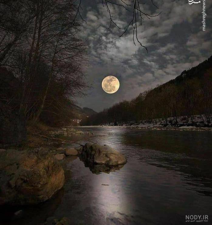 عکس زیبای ماه در شب