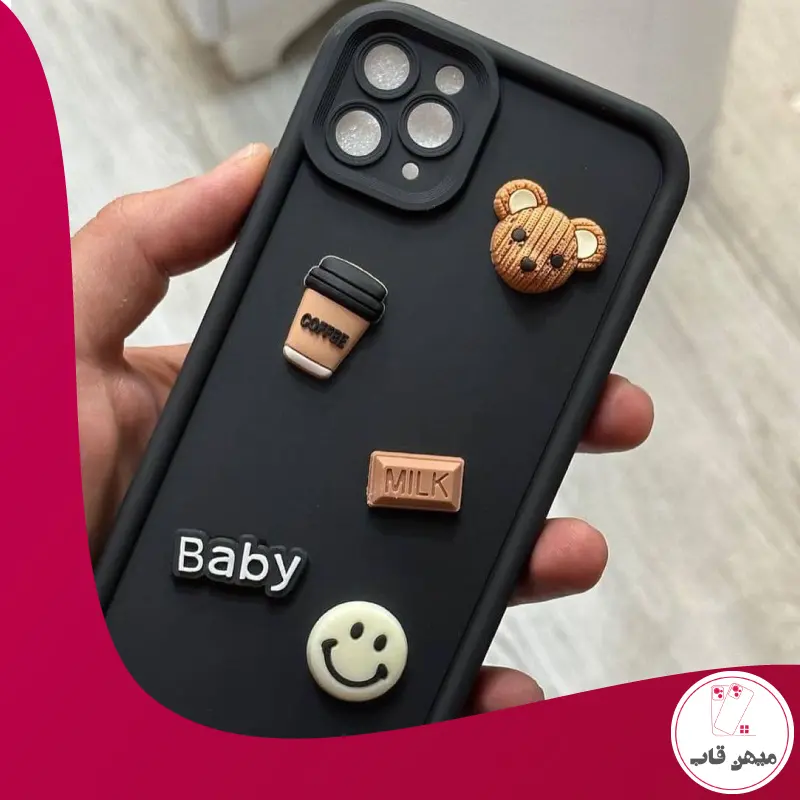 موبوفان | مرکز پخش قاب و گلس | قاب گوشی iPhone 13 آیفون طرح پوست ماری سخت  چرمی محافظ لنزدار مشکی کد 387