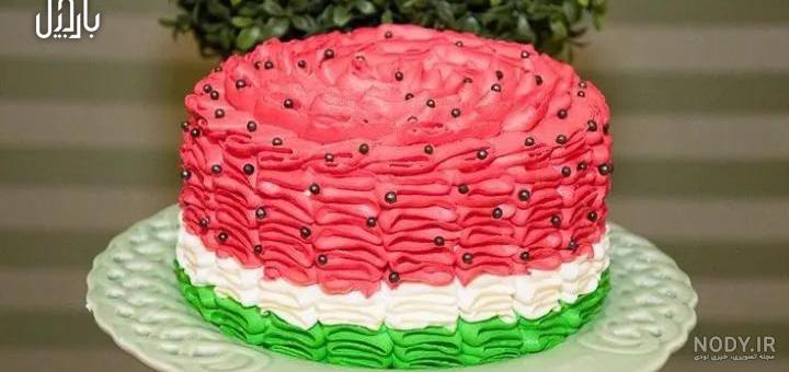 تزیین کیک شب یلدا ساده و جدید + قشنگ ترین کیک شب یلدا تزیین کیک شب یلدا ساده و جدید + قشنگ ترین کیک شب یلدا