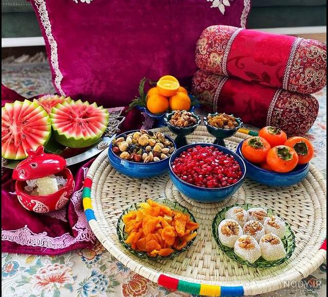 تزیینات شب یلدا در مدرسه و تزیین میز شب یلدایی برای بچه ها