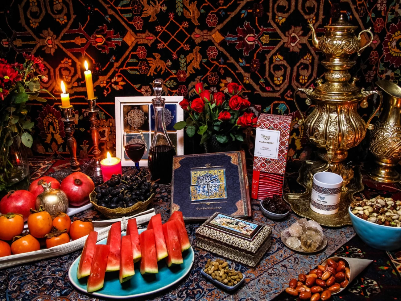 تم شب یلدا برای عکاسی از نوزاد؛ 10 ایده عکس یلدایی نوزاد