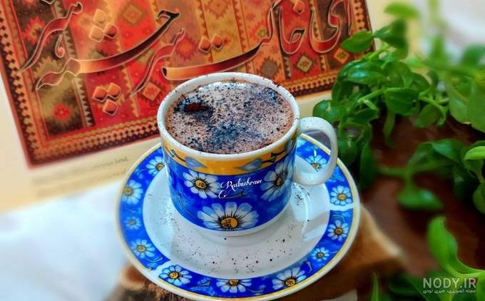 خرید و قیمت دانلود عکس شکلات تلخ و دانه های قهوه روی میز | ترب خرید و قیمت دانلود عکس شکلات تلخ و دانه های قهوه روی میز | ترب