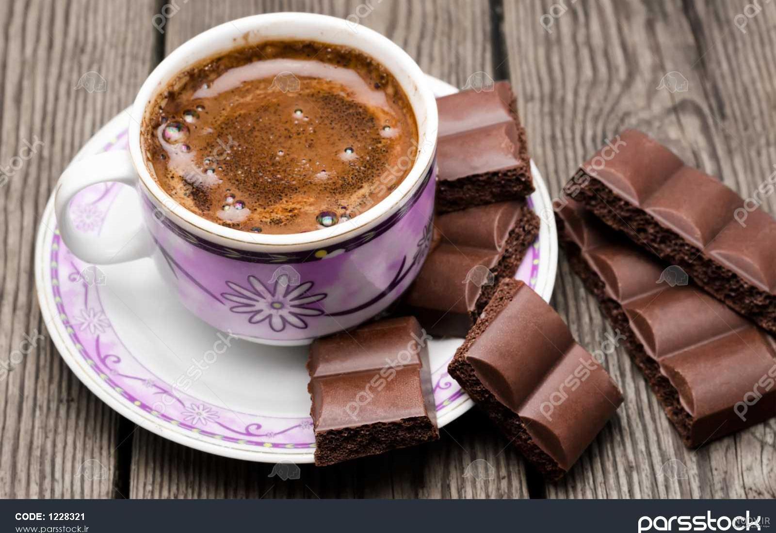 عکس قهوه با شکلات