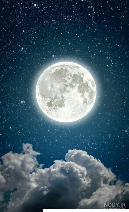 عکس ماه در اسمان برای پروفایل