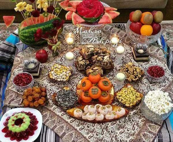 سفره شب یلدا ۱۴۰۱ ❤️+ عکس جدیدترین تزیینات شب یلدایی دونفره - ماگرتا سفره شب یلدا ۱۴۰۱ ❤️+ عکس جدیدترین تزیینات شب یلدایی دونفره - ماگرتا