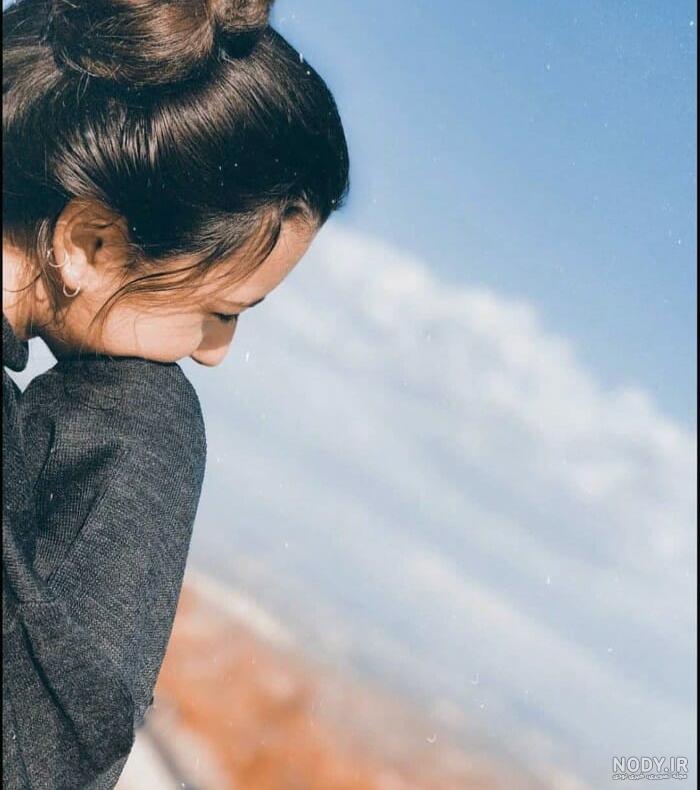 عکس پروفایل دخترونه شاد و باکلاس با تیپی زیبا و جذاب خارجی