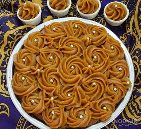 تزیین حلوا مجلسی ساده و شیک + تزیین حلوا با گل محمدی تزیین حلوا مجلسی ساده و شیک + تزیین حلوا با گل محمدی