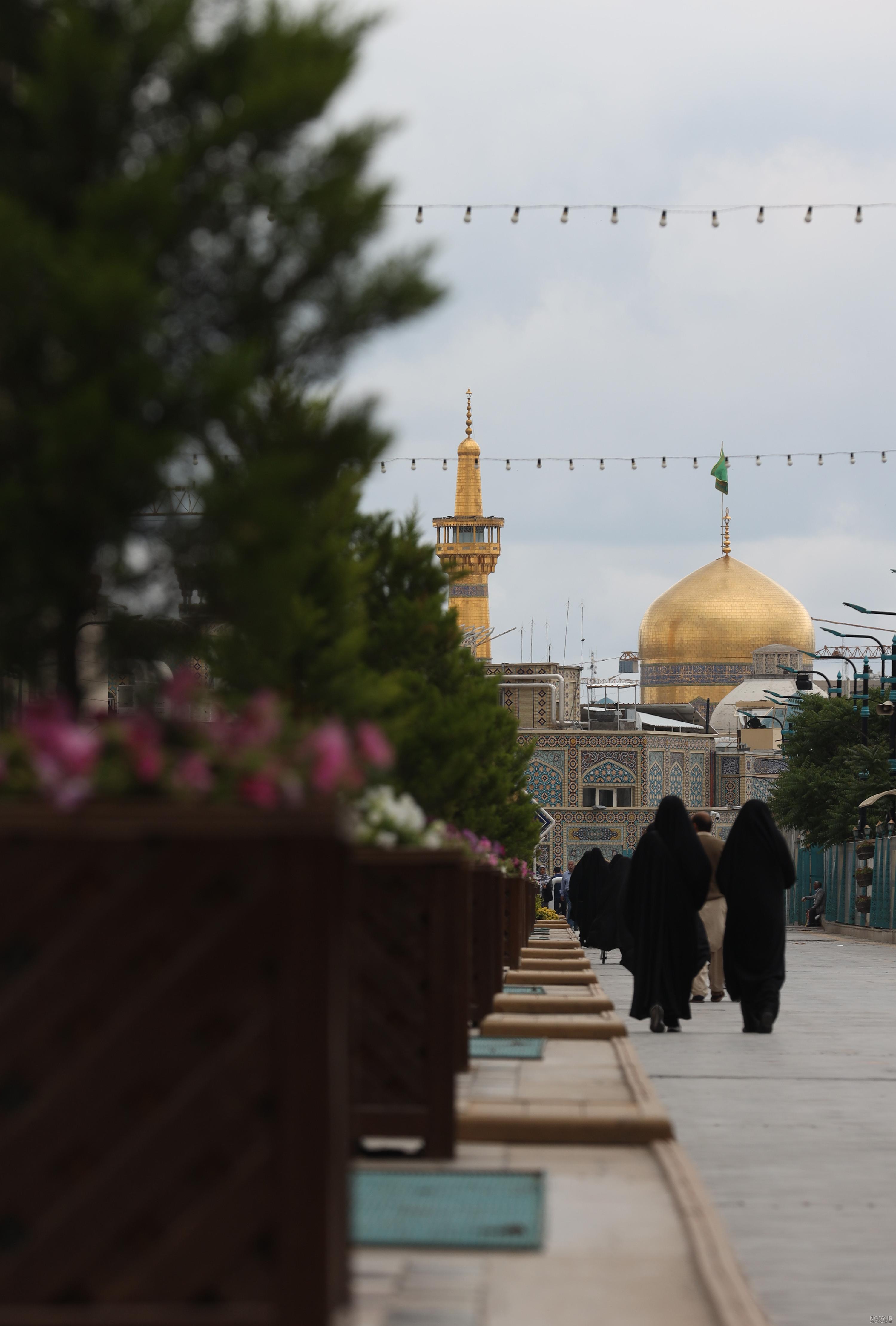عکس حرم امام رضا برای موبایل جدید (روز - شب) عکس حرم امام رضا برای موبایل جدید (روز - شب)