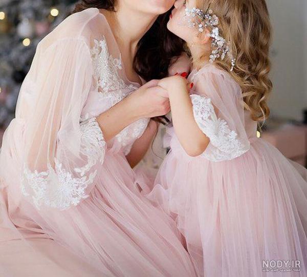 ژست عکس تولد کودک با پدر و مادر ❤️ [ بهترین تصاویر ]