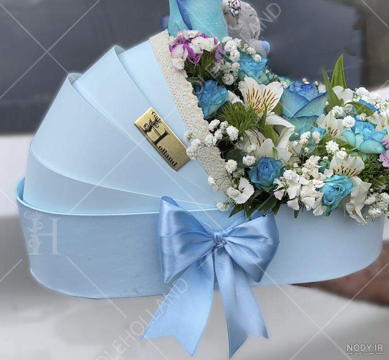 دسته گل تولد نوزاد پسر 262 - گل فروشی آنلاین دل 09129410059