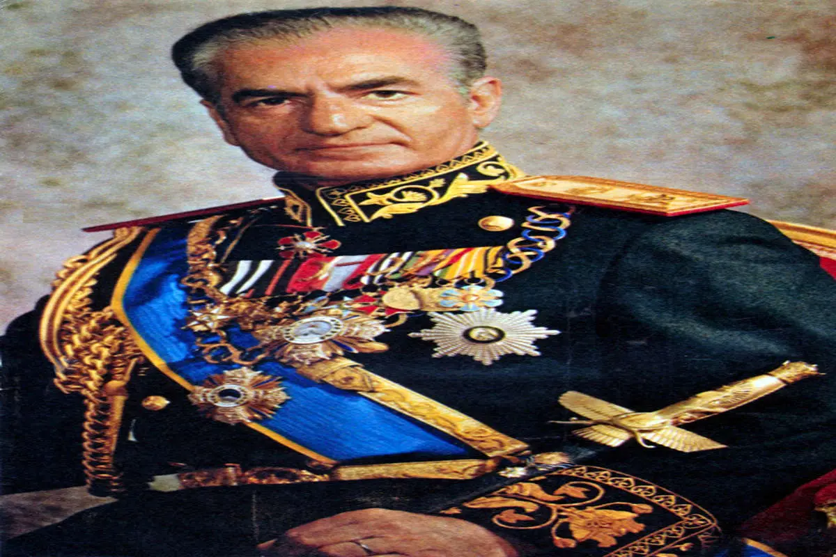 تصویر زنی که محمدرضا پهلوی با او به فوزیه خیانت کرد | ماجرای ازدواج محمدرضا با ملکه مصری دربار ایران - همشهری آنلاین تصویر زنی که محمدرضا پهلوی با او به فوزیه خیانت کرد | ماجرای ازدواج محمدرضا با ملکه مصری دربار ایران - همشهری آنلاین