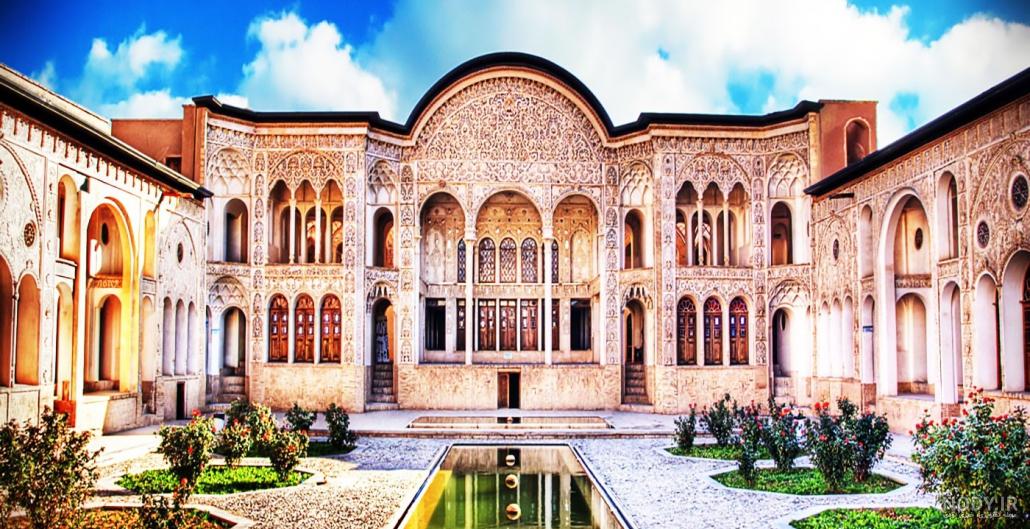 خانه طباطبایی ها کاشان | بنایی باشکوه در شهر گل و گلاب | ره بال آسمان