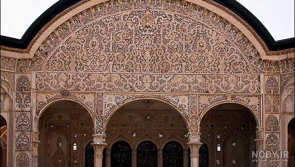دانلود رایگان پاورپوینت خانه طباطبایی ها | معماری 98