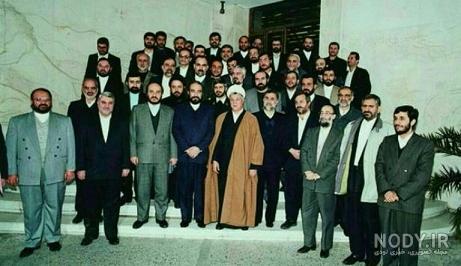 حضور دکتر احمدی نژاد در زورخانه بیت العباس و عکس یادگاری با ایشان حضور دکتر احمدی نژاد در زورخانه بیت العباس و عکس یادگاری با ایشان