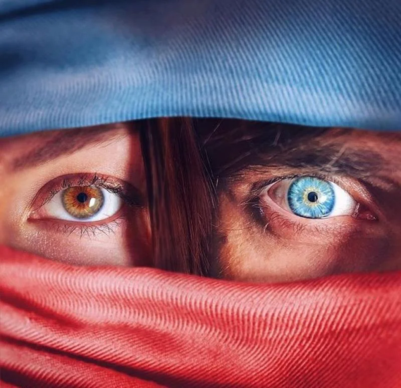 عکس فیک پسر چشم رنگی
