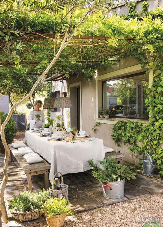 چگونه محوطه حیاط باغ و ویلای خود را خوشگل و جذاب کنیم؟ | چندسو