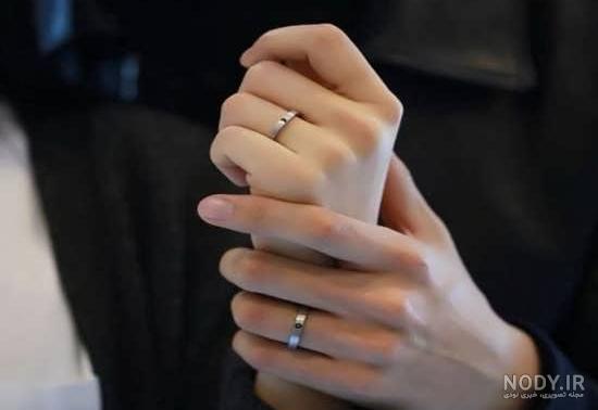 عکس دست نامزدی طبیعی