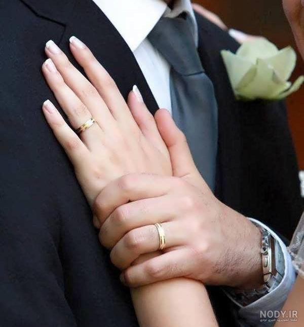 عکس دست نامزدی طبیعی