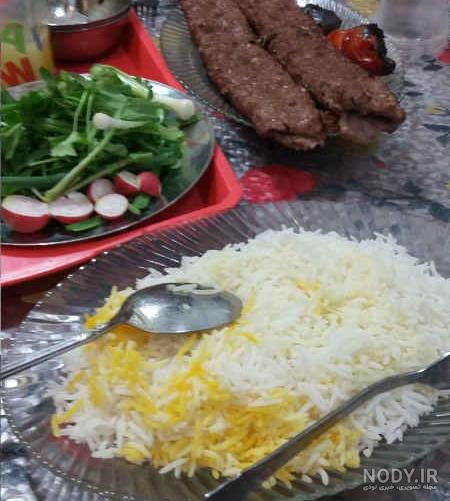 شب نشینی کنار آتش شب نشینی کنار آتش
