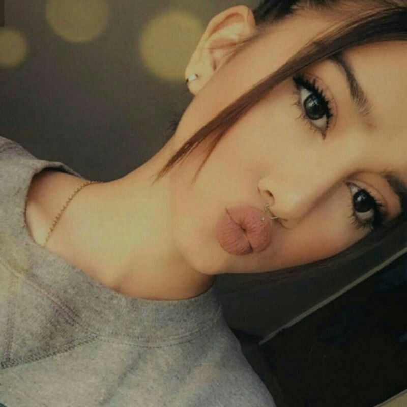 عکس پروفایل دخترونه ابی بنفش