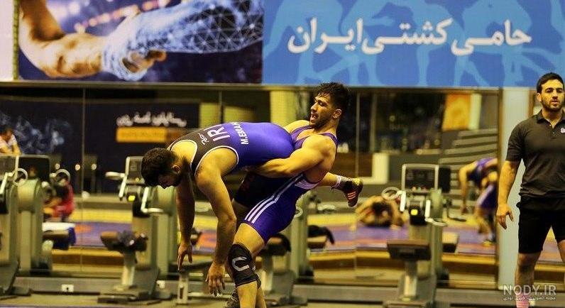 مدیرکل هنرهای تجسمی به دیدار نقاش جانباز «حسین نوری» رفت - تسنیم مدیرکل هنرهای تجسمی به دیدار نقاش جانباز «حسین نوری» رفت - تسنیم