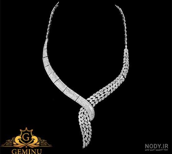 سرویس جواهر طلا سفید با نگین الماس تراش برلیان طرح گل (flower) مدل: bset2083
