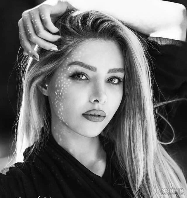 عکس تابلو زن سیاه پوست