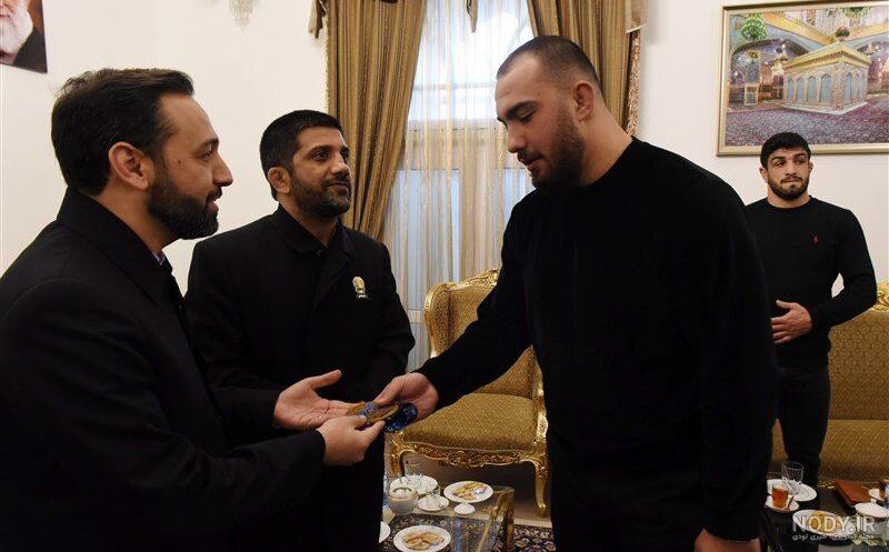 بیوگرافی و زندگی شخصی و ورزشی امیرحسین زارع و همسرش + عکس ها و فیلم جذاب و دیدنی بیوگرافی و زندگی شخصی و ورزشی امیرحسین زارع و همسرش + عکس ها و فیلم جذاب و دیدنی