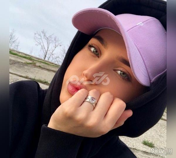 عکس فیک دخترونه طبیعی از صورت یکجا