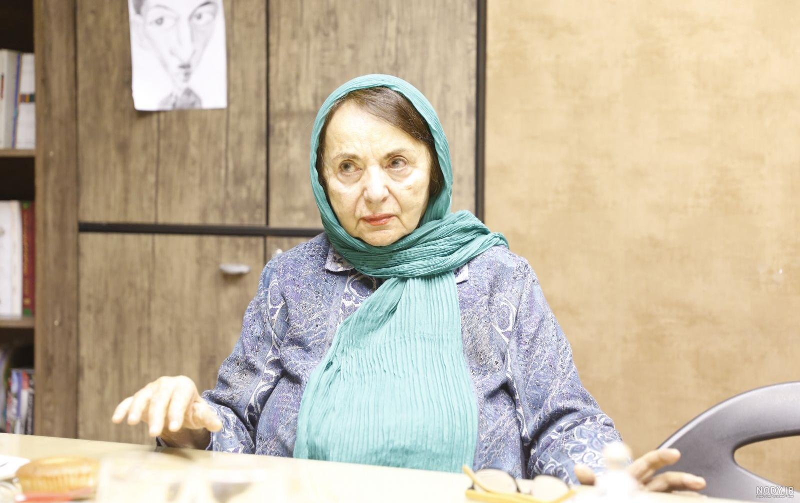 ایرنا - مراسم بزرگداشت چهره ماندگار ادب فارسی «امیر بانو کریمی» ایرنا - مراسم بزرگداشت چهره ماندگار ادب فارسی «امیر بانو کریمی»