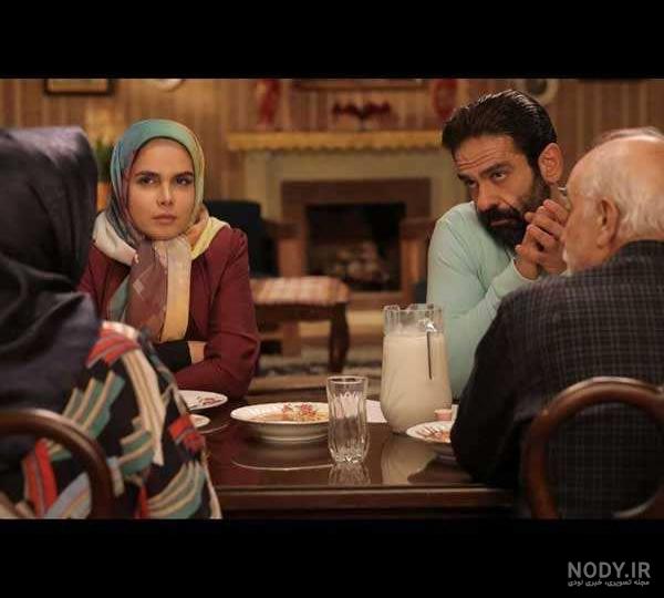 هنرنمایی بازیگر «مسافری از هند» در فصل دوم سریال پولیسی «نوار زرد» - آی فیلم 2 هنرنمایی بازیگر «مسافری از هند» در فصل دوم سریال پولیسی «نوار زرد» - آی فیلم 2