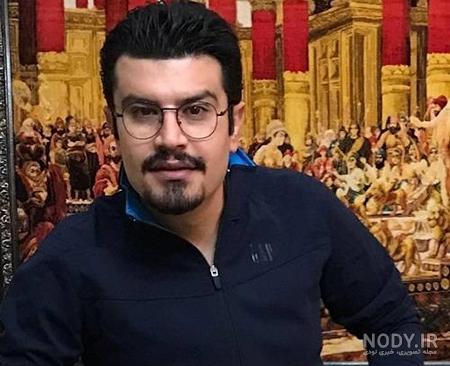 غافلگیری پیمان طالبی مجری برنامه «طبیب» با حضور همسر و دخترش در برنامه زنده به مناسبت روز پدر. غافلگیری پیمان طالبی مجری برنامه «طبیب» با حضور همسر و دخترش در برنامه زنده به مناسبت روز پدر.