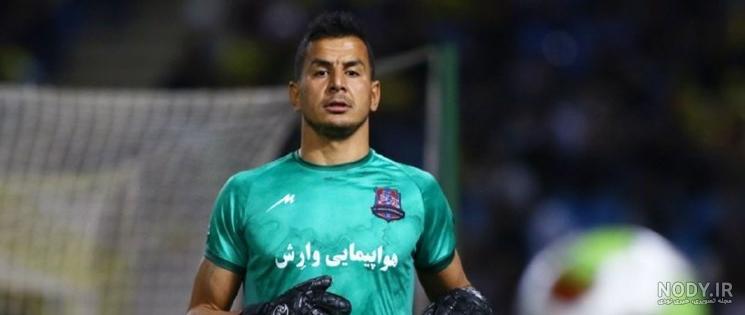 عکس| حامد لک دنبال گل به استقلال بود! - خبرآنلاین