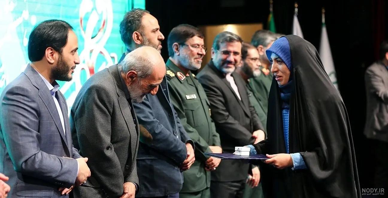حاشیه سازی بر حاشیه های آمنه سادات ذبیح پور | شعار سال حاشیه سازی بر حاشیه های آمنه سادات ذبیح پور | شعار سال