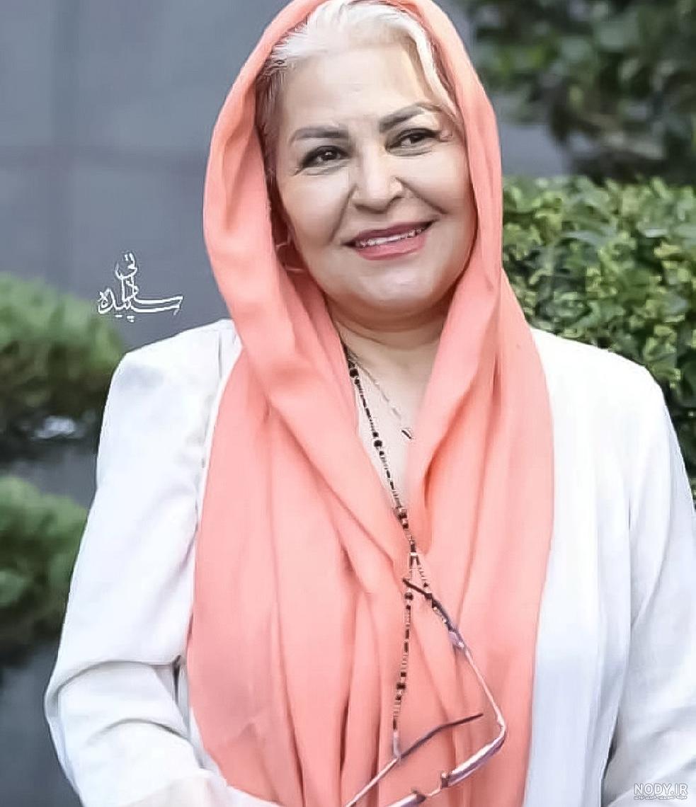 عکس زهره در سریال پدر سالار