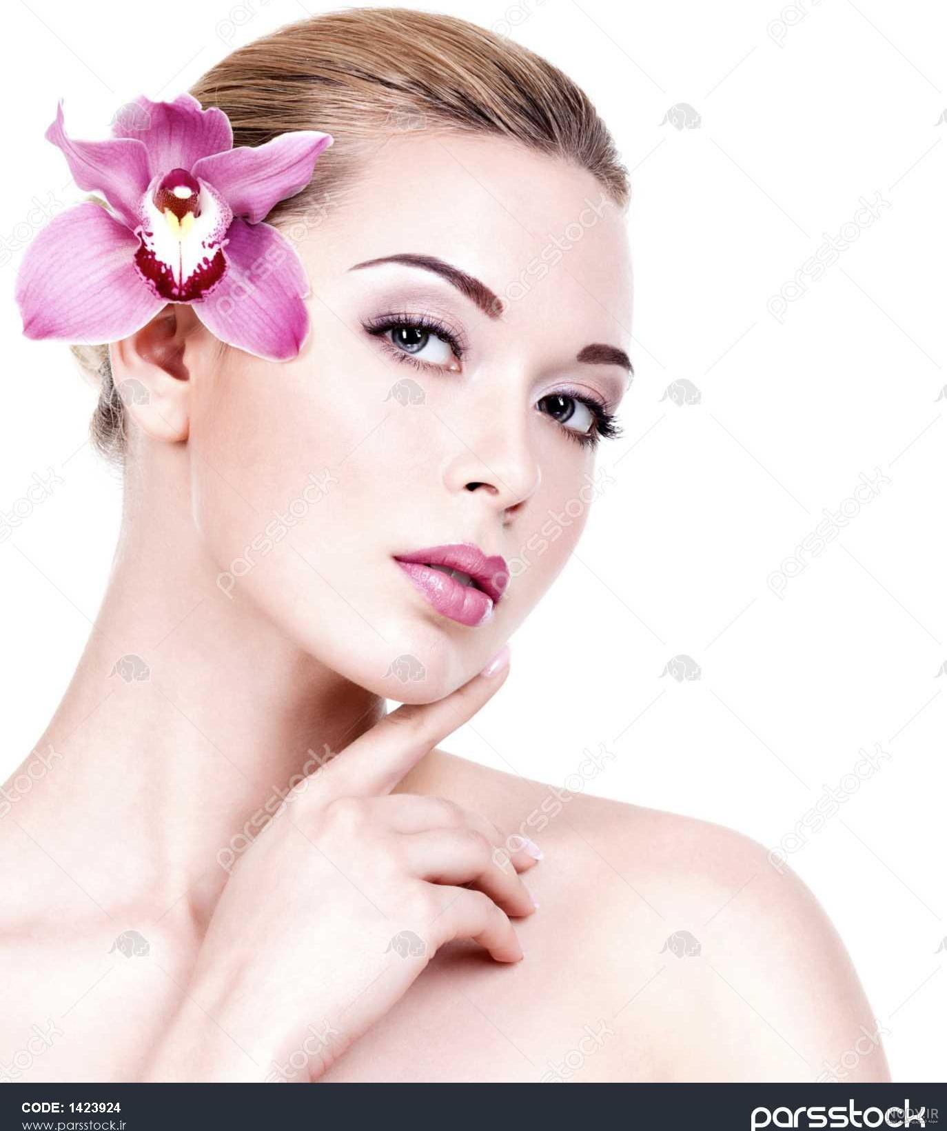 عکس صورت زن زیبا برای پروفایل ❤️ [ بهترین تصاویر ]