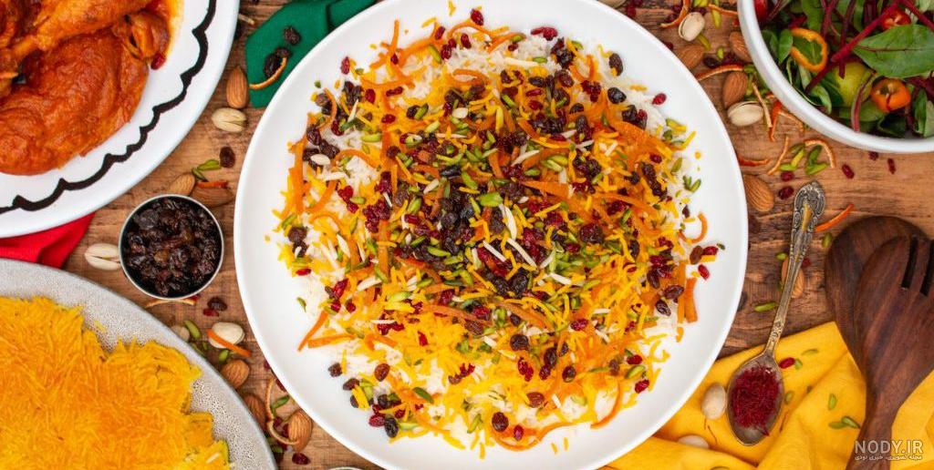 طرز تهیه هویج پلو شیرازی با مرغ برای ۴ نفر