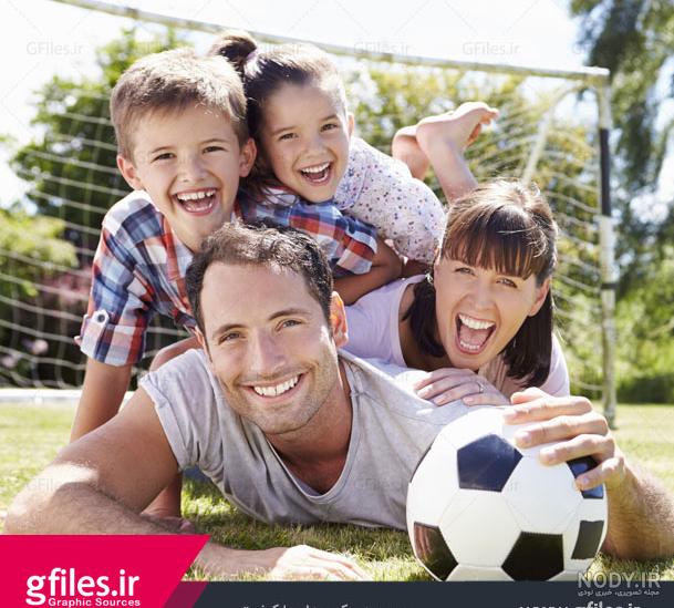 عکس با کیفیت خانواده شاد و خندان